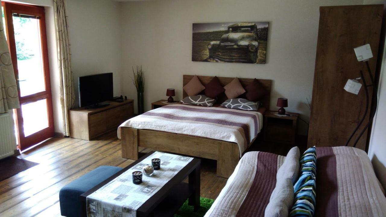 Apartament Apartman Route 18 Liptowski Mikułasz Zewnętrze zdjęcie